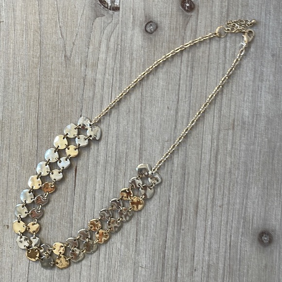 Silver and gold hammered look necklace - Picture 5 of 6